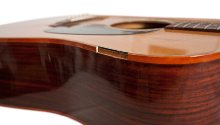 Acoustic Guitar Body Binding