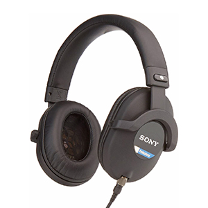 sony-mdr7520-pro-recording-studio-headphones-under-500